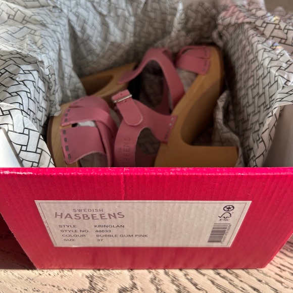 Kringlan SWEDISH HASBEENS in Bubble Gum Pink - Picture 10 of 16